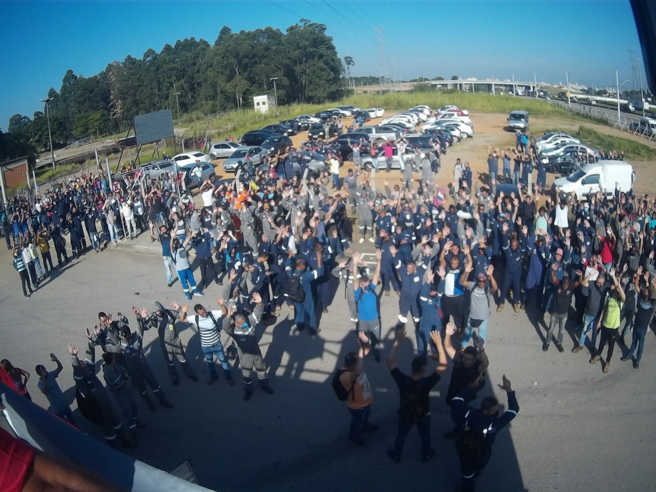 Trabalhadores da Parada na Revap rejeitam contraproposta das empresas